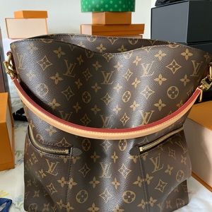 Louis Vuitton Melie Hobo